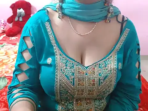 Hot_anika_'s cam snapshot