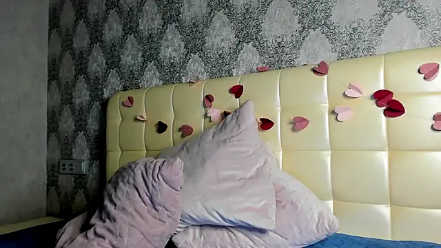 StarryHanna's cam snapshot