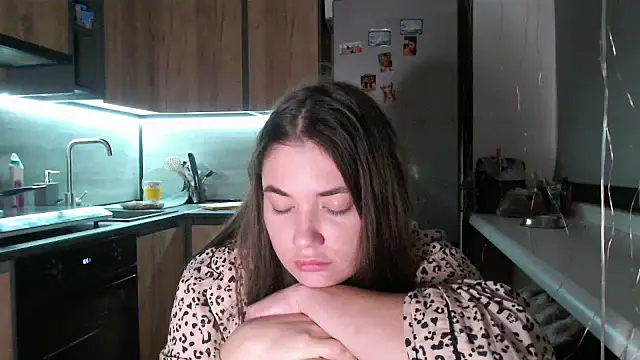 delightful_sofi's cam snapshot