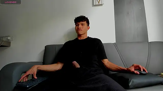 Lucas-Aaron live sex cam