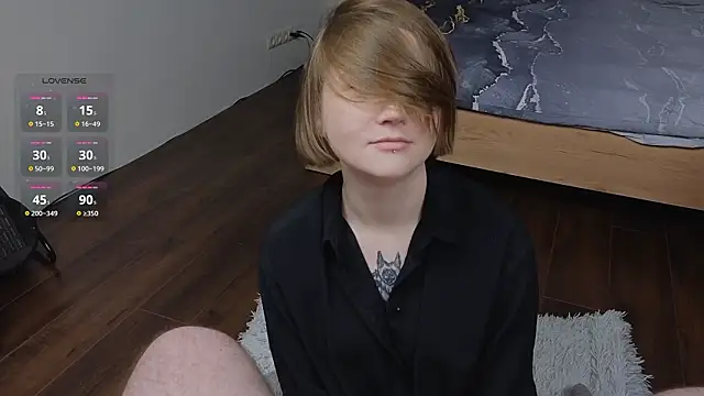 alicepugh live sex cam