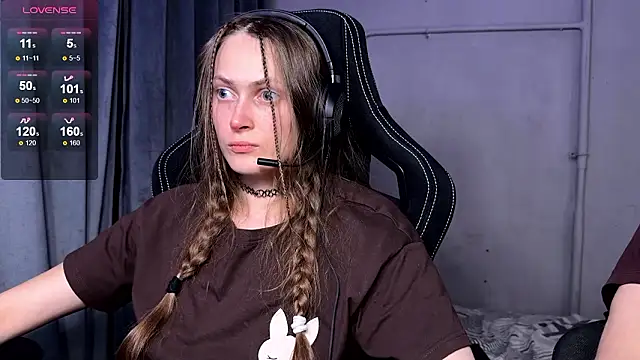 cutemilana_sexwife's cam snapshot