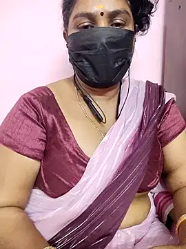 Miss-Maggi's cam snapshot