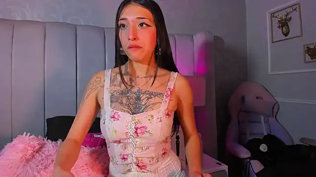 Evabellee's cam snapshot