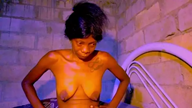 nzanizy live sex cam