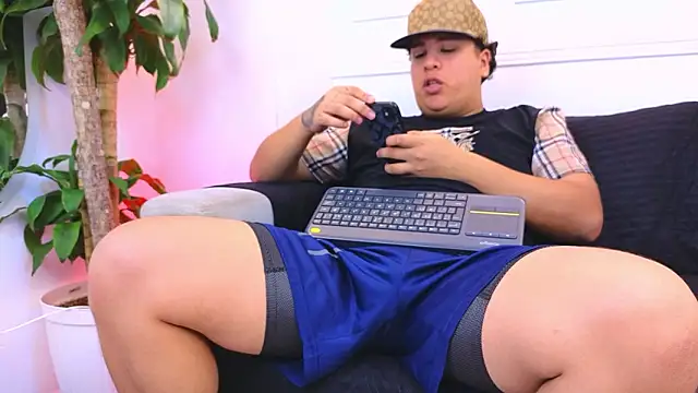 Naim_Bennetsex live sex cam