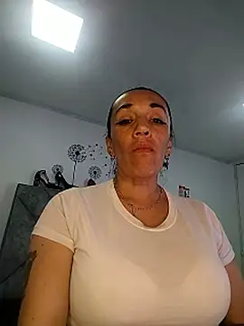 Shantey_Laurent's cam snapshot