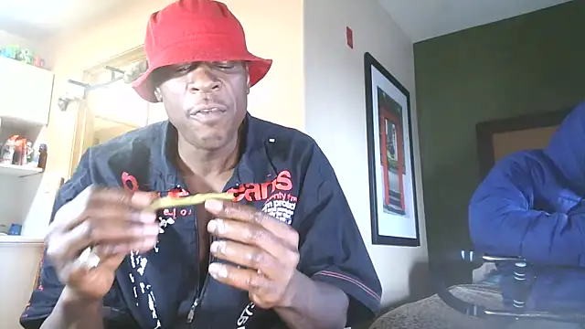 bobbiebone1@xh's cam snapshot