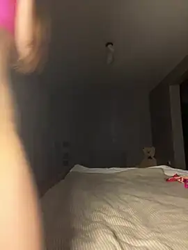 FionaLaNice's cam snapshot