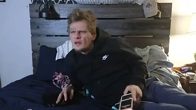 spazz247's cam snapshot