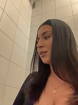 Yasmine-blue's cam snapshot