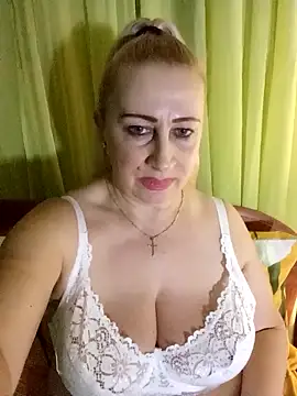 Esenia505's cam snapshot