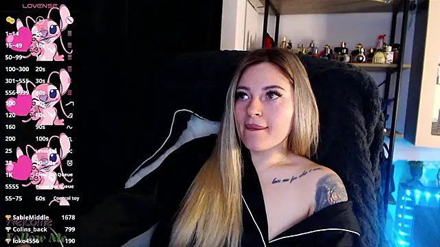 Rania_Stitch's cam snapshot