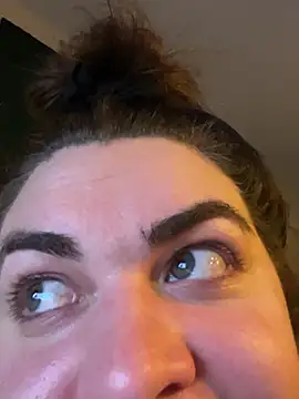 HeyBABYGIRL's cam snapshot