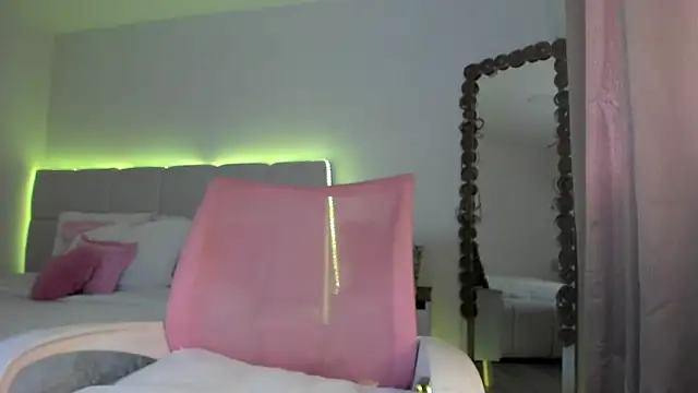 Ori_valentina's cam snapshot