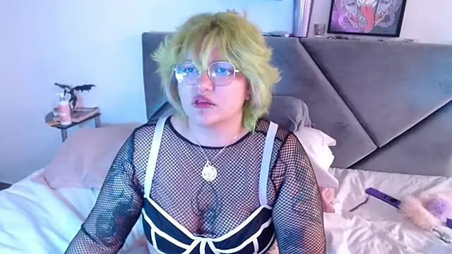 XxGreenGoodxX's cam snapshot