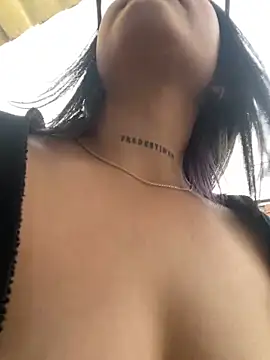 Violetx19's cam snapshot