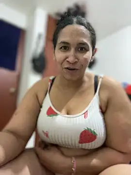 Carola-Ross live sex cam