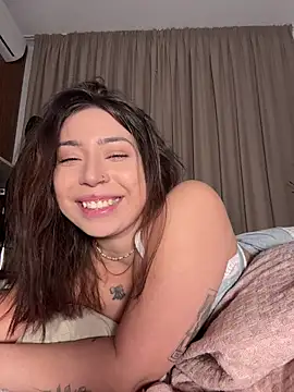 KimArts's cam snapshot