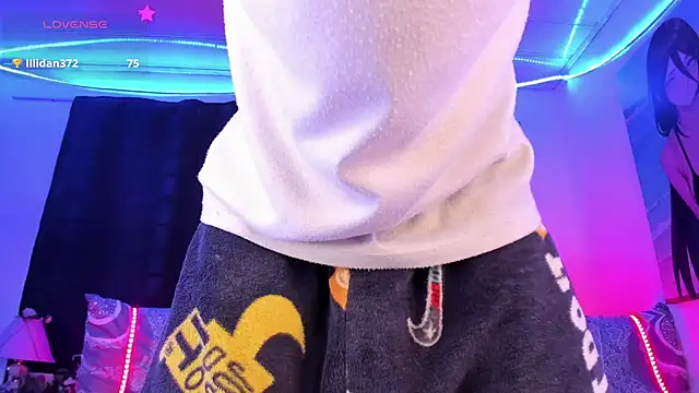 Ethan_Boyy live sex cam