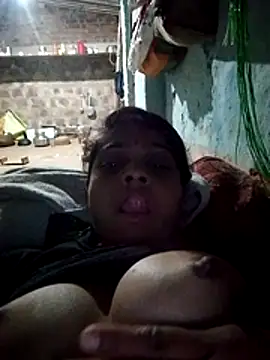 Rinki_malhotra's cam snapshot