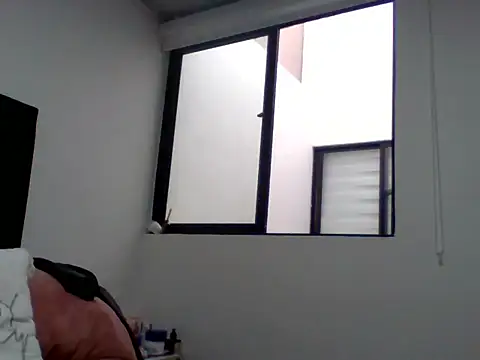 Ambar_Cortes's cam snapshot