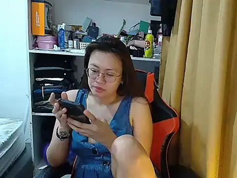 crizzybel live sex cam