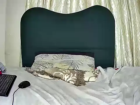 Exotic_FreakyQueen's cam snapshot