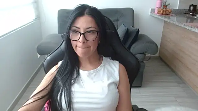 Mia_Paradis's cam snapshot