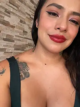 foxxy_lover's cam snapshot