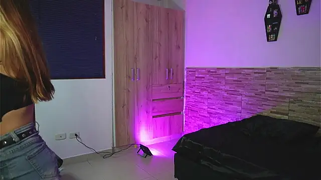 Michell_Wallker's cam snapshot