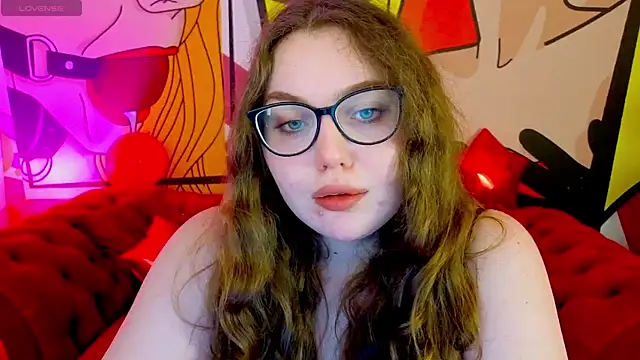 LuxSopphia's cam snapshot