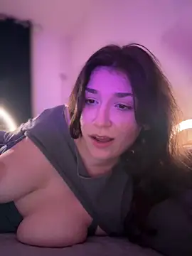 ScarletBloom_'s cam snapshot