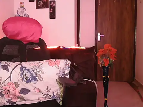 _Maanvi_'s cam snapshot