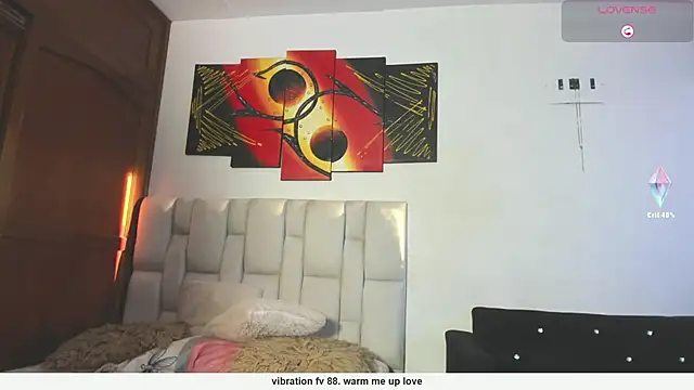 KorinaKovaa live sex cam