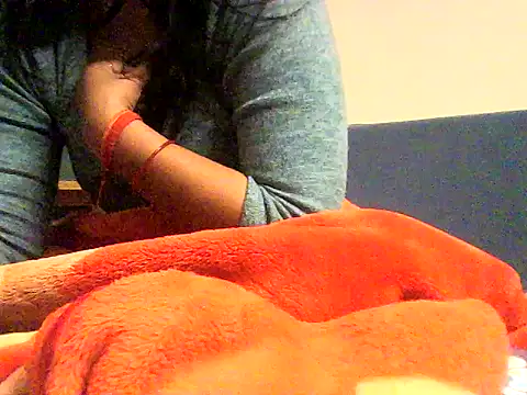 Adaa7's cam snapshot