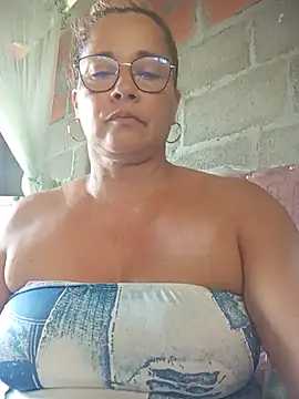 natally_ross21's cam snapshot