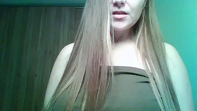 Evasapples's cam snapshot