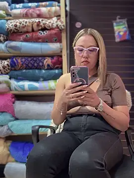 VIOLETA-25_'s cam snapshot