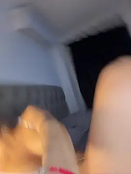 iam_sofia__'s cam snapshot