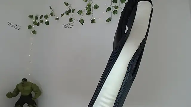 Angel_bran live sex cam