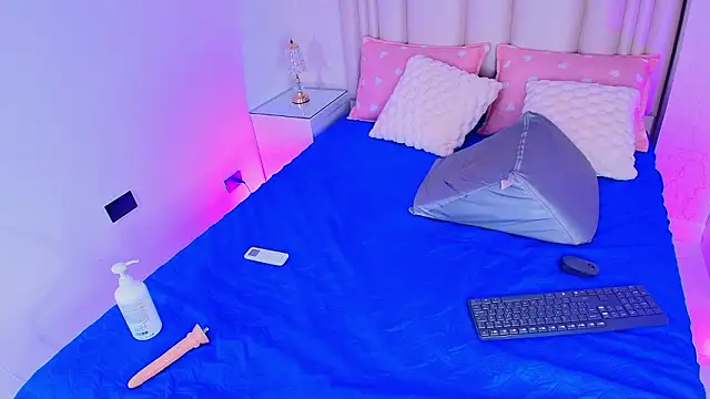 alanarose18 live sex cam