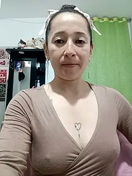 emilypoppy3's cam snapshot