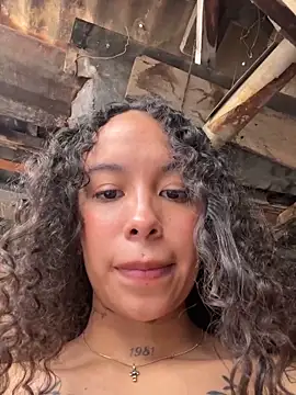 MarieLeon live sex cam