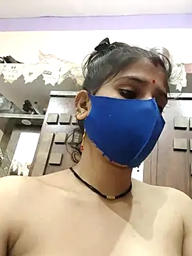 Maahi-Queen live sex cam