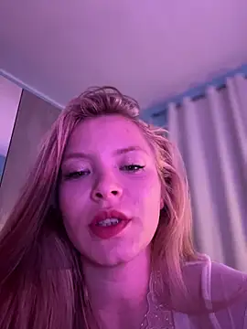 AnastasiaAniess live sex cam