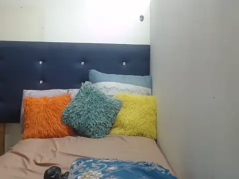 DickDivaXX's cam snapshot