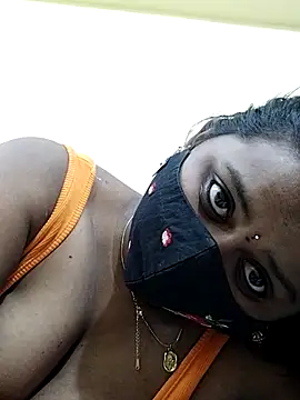 Tanuja-Sexy's cam snapshot