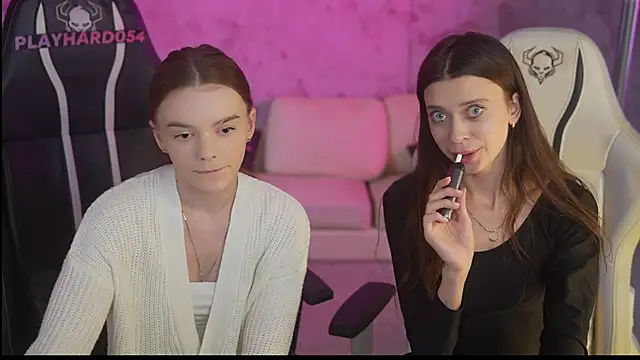 Zlata_Sky's cam snapshot