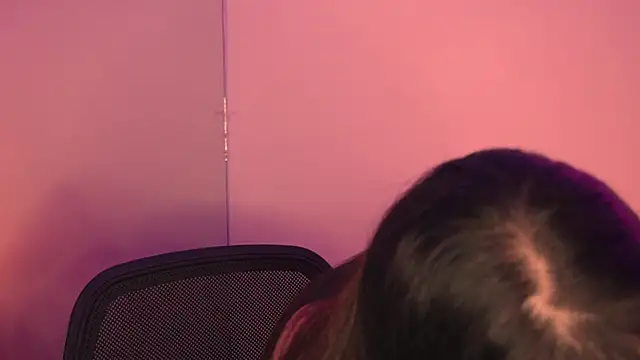 Gloomydoll's cam snapshot